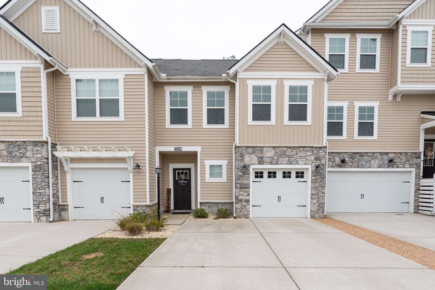 12548 PETREL XING, MIDLOTHIAN, Virginia 23112, 3 Bedrooms Bedrooms, 11 Rooms Rooms,2 BathroomsBathrooms,Residential,For sale,12548 PETREL XING,VACF2001290 MLS # VACF2001290