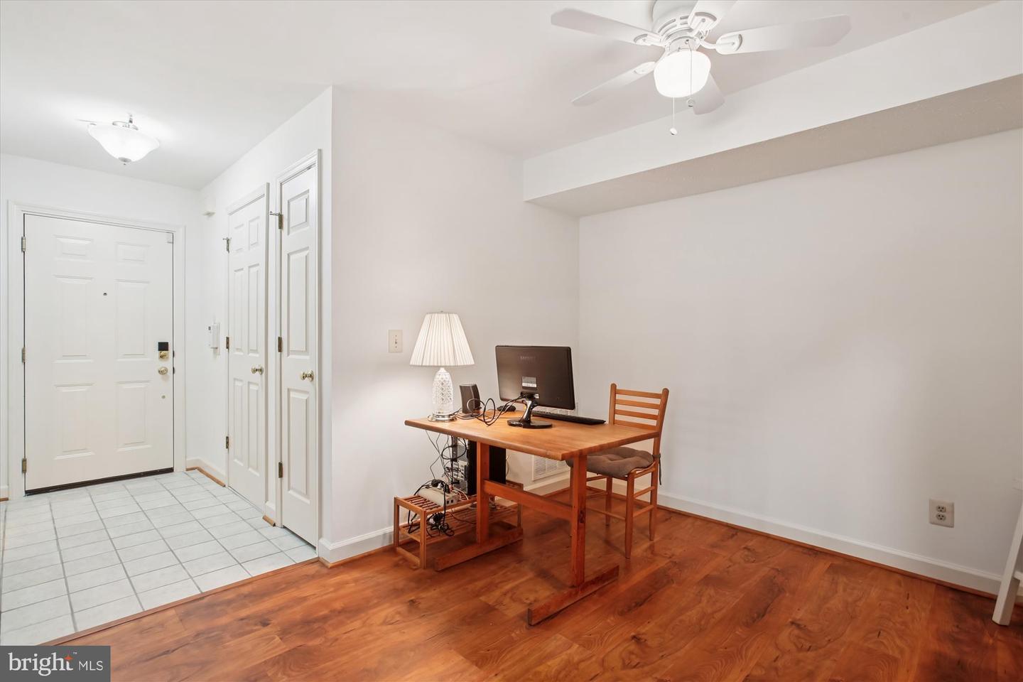 3800 RIDGE KNOLL CT #2, FAIRFAX, Virginia 22033, 2 Bedrooms Bedrooms, ,2 BathroomsBathrooms,Residential,For sale,3800 RIDGE KNOLL CT #2,VAFX2274370 MLS # VAFX2274370