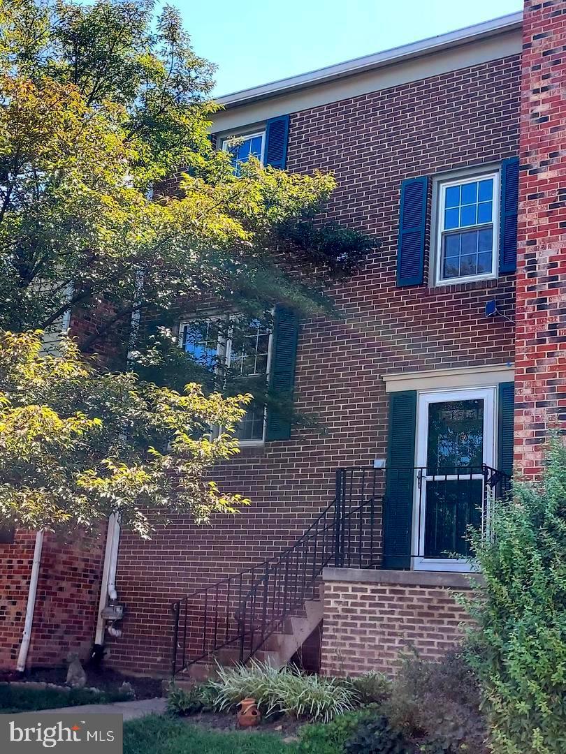 1081 TOTTENHAM CT, STERLING, Virginia 20164, 3 Bedrooms Bedrooms, ,2 BathroomsBathrooms,Residential,For sale,1081 TOTTENHAM CT,VALO2108938 MLS # VALO2108938