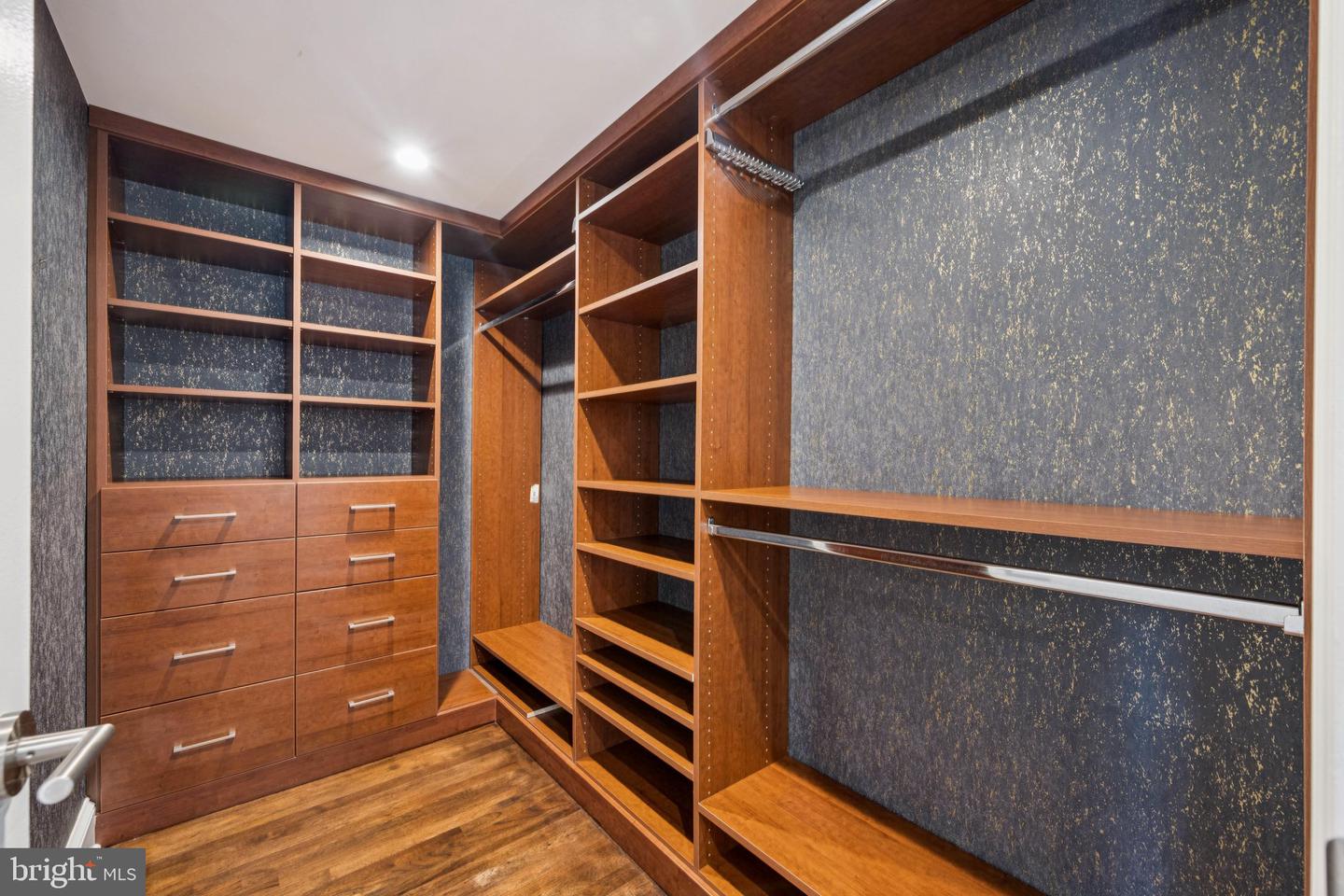 1 DERBY LN SE, WASHINGTON, District Of Columbia 20003, 2 Bedrooms Bedrooms, ,2 BathroomsBathrooms,Residential,For sale,1 DERBY LN SE,DCDC2227144 MLS # DCDC2227144