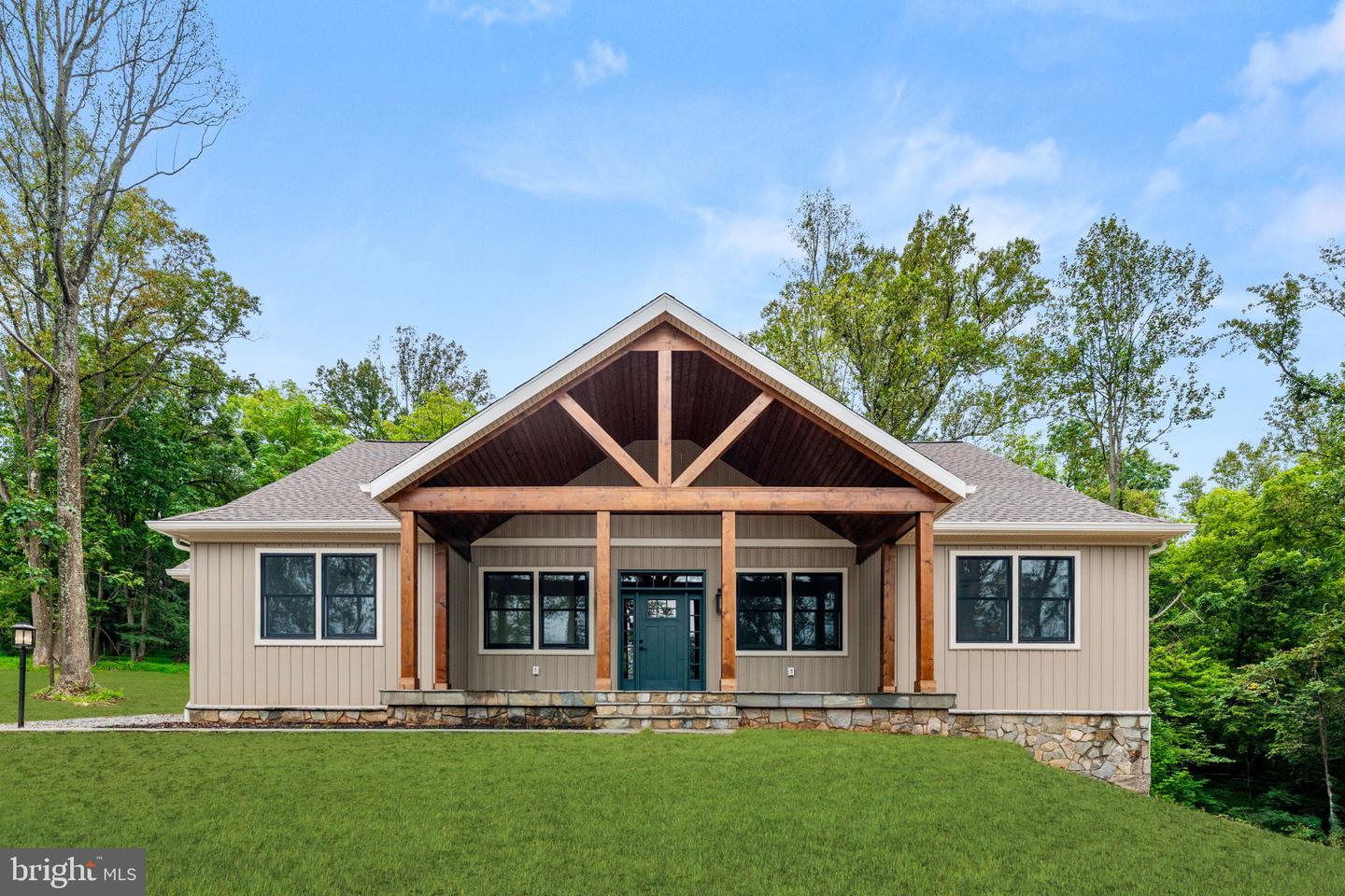 VALLEY DR, WARRENTON, Virginia 20187, 3 Bedrooms Bedrooms, ,3 BathroomsBathrooms,Residential,For sale,VALLEY DR,VAFQ2019384 MLS # VAFQ2019384
