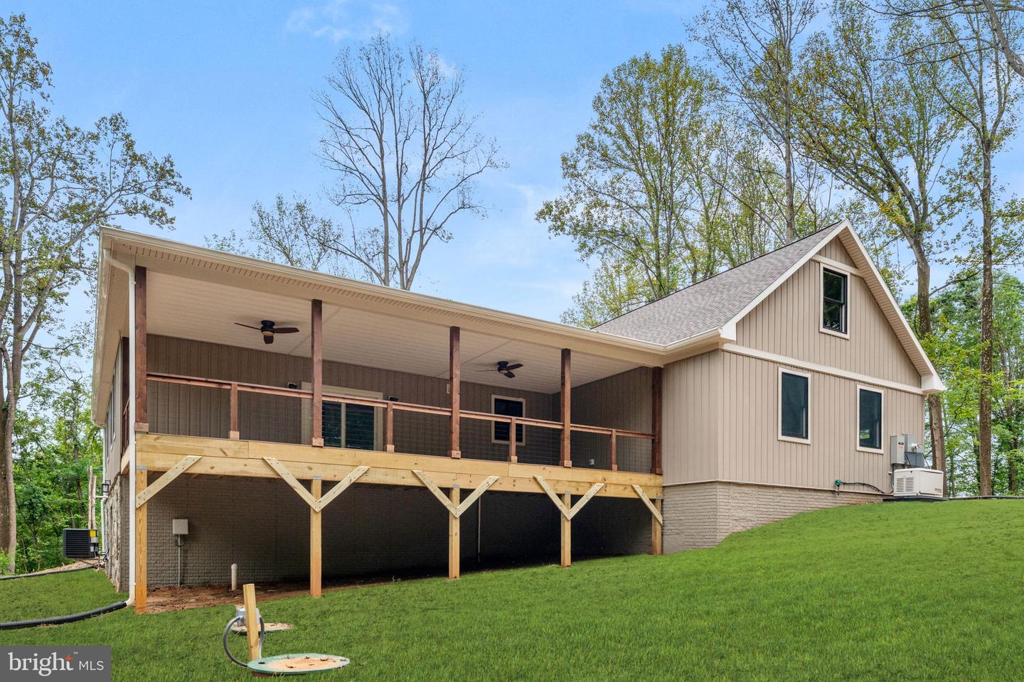 VALLEY DR, WARRENTON, Virginia 20187, 3 Bedrooms Bedrooms, ,3 BathroomsBathrooms,Residential,For sale,VALLEY DR,VAFQ2019384 MLS # VAFQ2019384