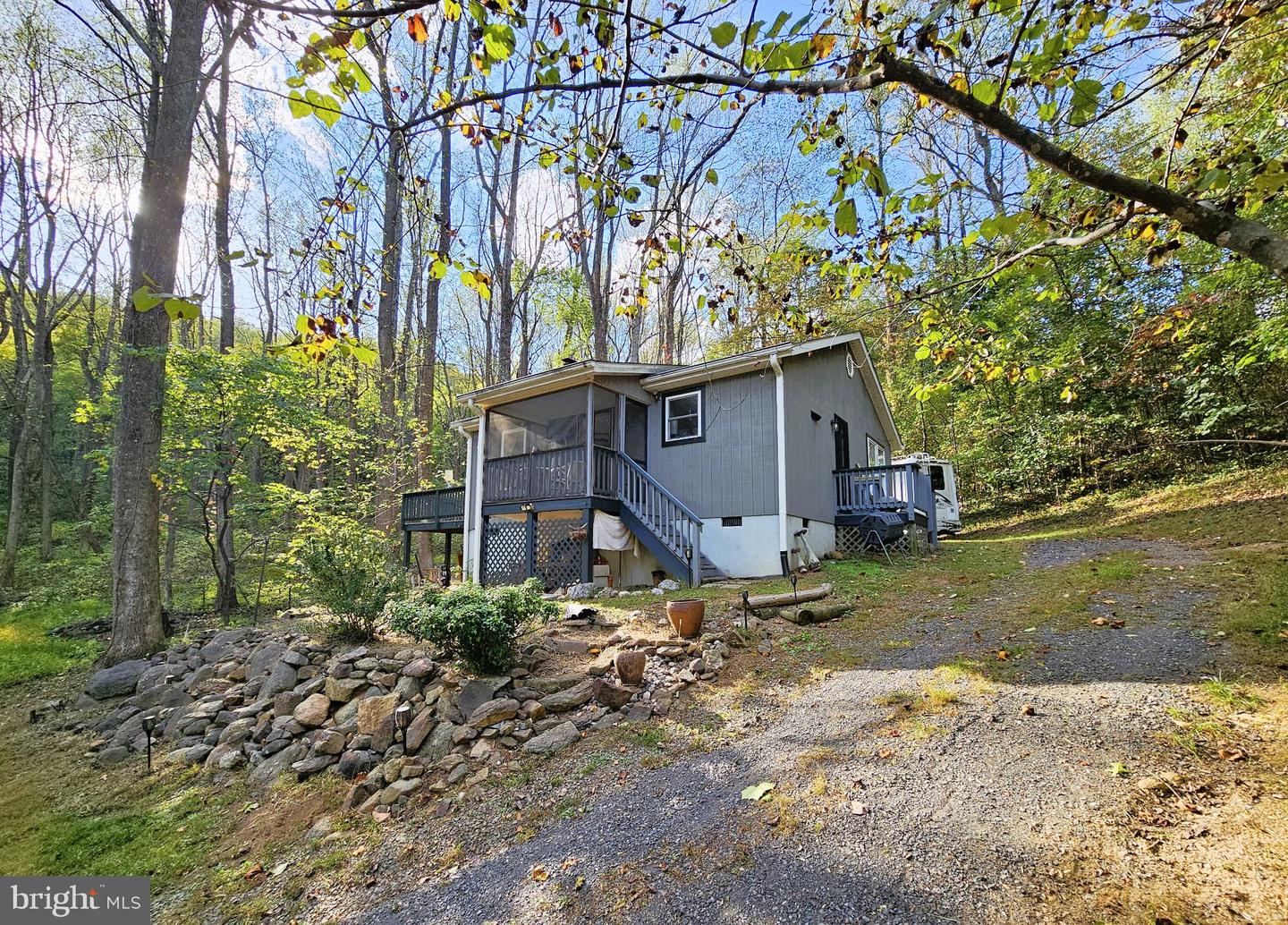 1043 RIDER HOLLOW LN, ETLAN, Virginia 22719, 1 Bedroom Bedrooms, 5 Rooms Rooms,1 BathroomBathrooms,Residential,For sale,1043 RIDER HOLLOW LN,VAMA2002490 MLS # VAMA2002490