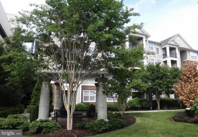 12921 CENTRE PARK CIR #303, HERNDON, Virginia 20171, 1 Bedroom Bedrooms, ,1 BathroomBathrooms,Residential,For sale,12921 CENTRE PARK CIR #303,VAFX2274474 MLS # VAFX2274474
