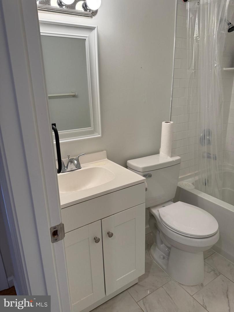 14748 BARKSDALE ST, WOODBRIDGE, Virginia 22193, 3 Bedrooms Bedrooms, ,1 BathroomBathrooms,Residential,For sale,14748 BARKSDALE ST,VAPW2106064 MLS # VAPW2106064