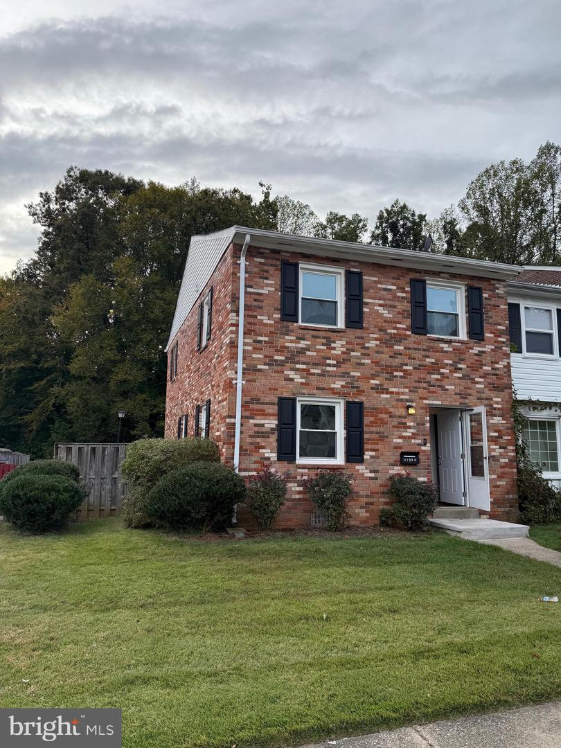 14748 BARKSDALE ST, WOODBRIDGE, Virginia 22193, 3 Bedrooms Bedrooms, ,1 BathroomBathrooms,Residential,For sale,14748 BARKSDALE ST,VAPW2106064 MLS # VAPW2106064