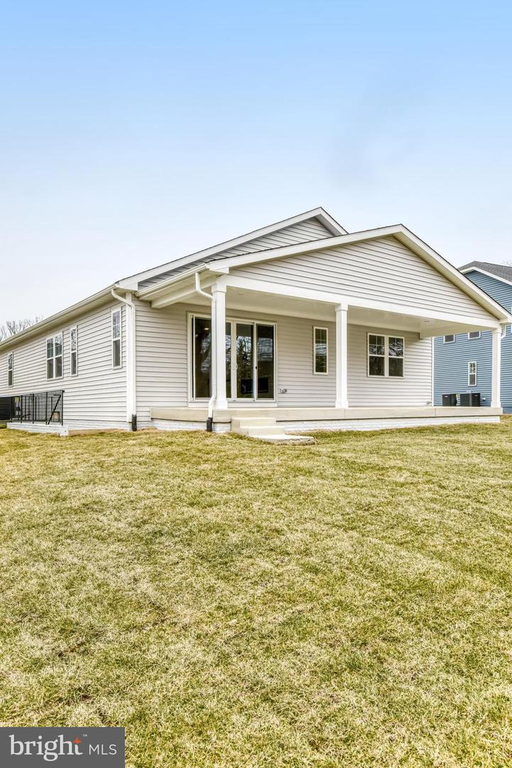 2067 SPRINGVALE DR, BEALETON, Virginia 22712, 4 Bedrooms Bedrooms, ,3 BathroomsBathrooms,Residential,For sale,2067 SPRINGVALE DR,VAFQ2019392 MLS # VAFQ2019392