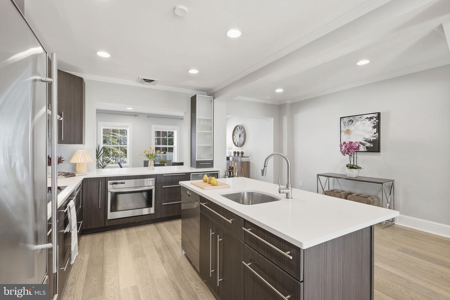 1725 34TH ST NW, WASHINGTON, District Of Columbia 20007, 3 Bedrooms Bedrooms, ,3 BathroomsBathrooms,Residential,For sale,1725 34TH ST NW,DCDC2227196 MLS # DCDC2227196