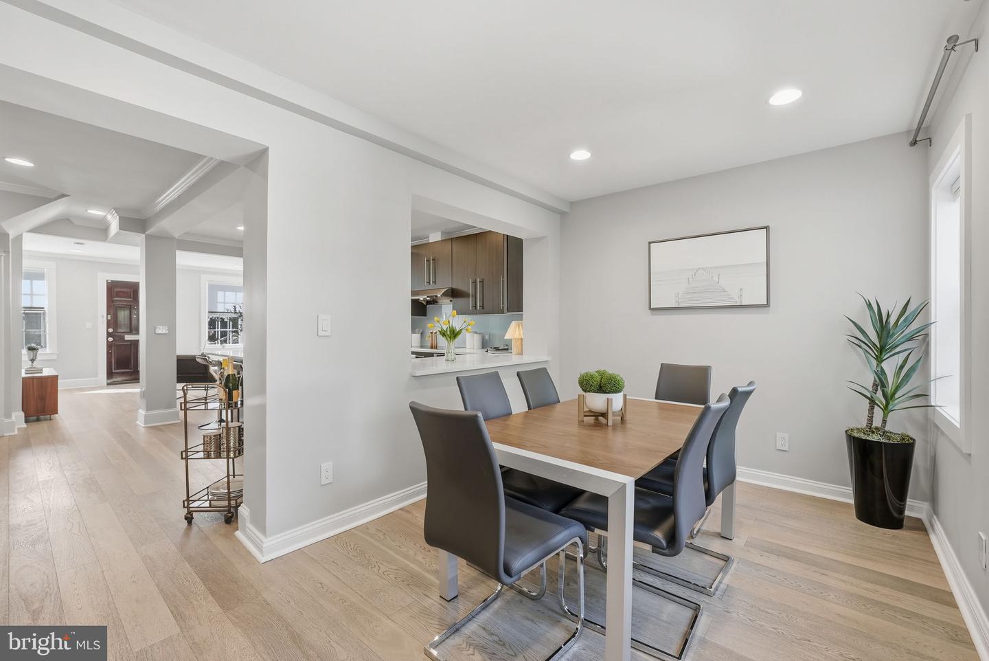 1725 34TH ST NW, WASHINGTON, District Of Columbia 20007, 3 Bedrooms Bedrooms, ,3 BathroomsBathrooms,Residential,For sale,1725 34TH ST NW,DCDC2227196 MLS # DCDC2227196