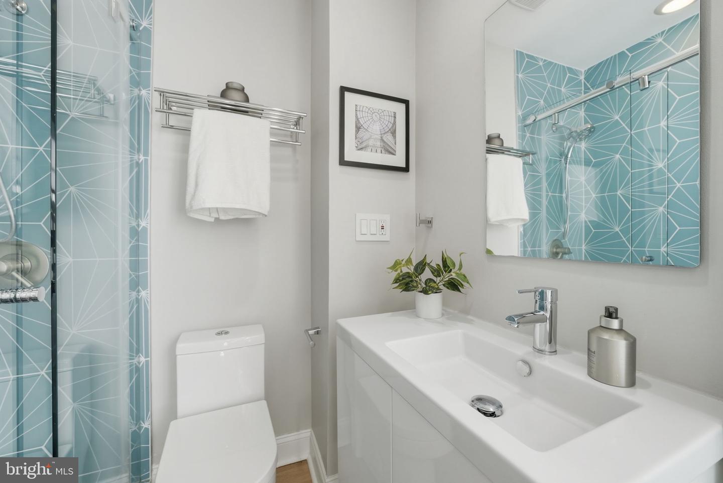 1725 34TH ST NW, WASHINGTON, District Of Columbia 20007, 3 Bedrooms Bedrooms, ,3 BathroomsBathrooms,Residential,For sale,1725 34TH ST NW,DCDC2227196 MLS # DCDC2227196