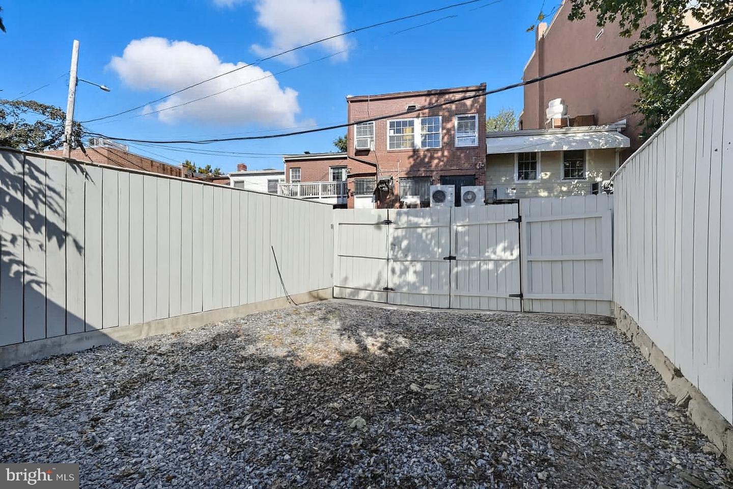 1725 34TH ST NW, WASHINGTON, District Of Columbia 20007, 3 Bedrooms Bedrooms, ,3 BathroomsBathrooms,Residential,For sale,1725 34TH ST NW,DCDC2227196 MLS # DCDC2227196