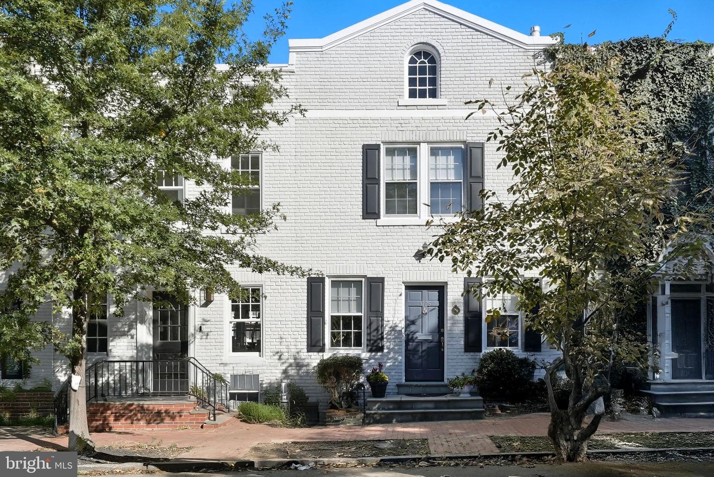 1725 34TH ST NW, WASHINGTON, District Of Columbia 20007, 3 Bedrooms Bedrooms, ,3 BathroomsBathrooms,Residential,For sale,1725 34TH ST NW,DCDC2227196 MLS # DCDC2227196
