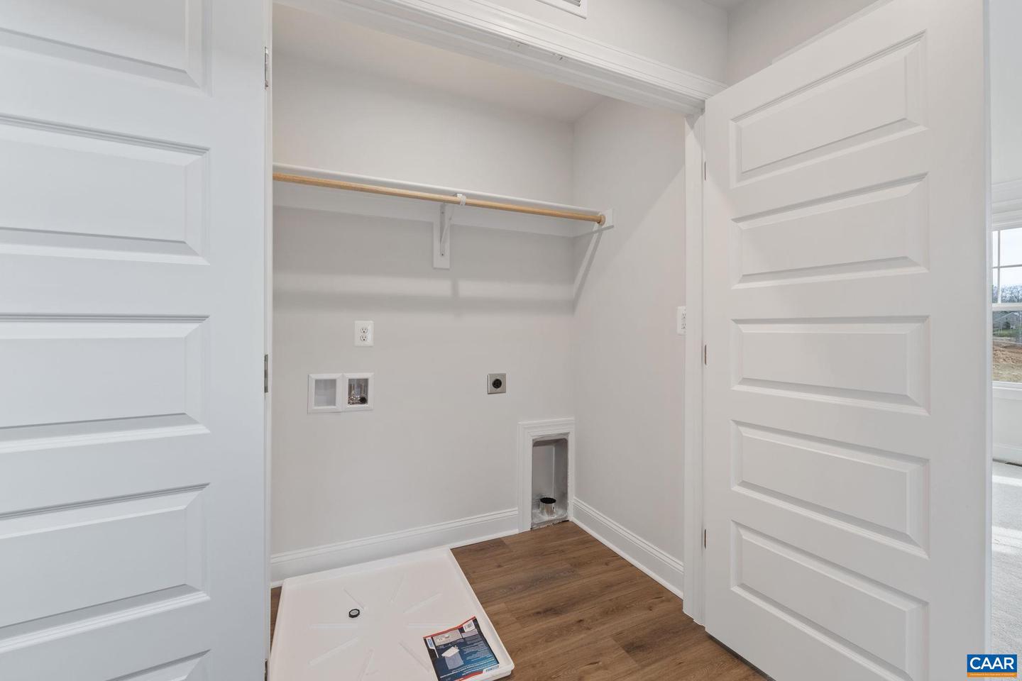 19 TALEN LN, CHARLOTTESVILLE, Virginia 22911, 4 Bedrooms Bedrooms, ,3 BathroomsBathrooms,Residential,For sale,19 TALEN LN,670041 MLS # 670041