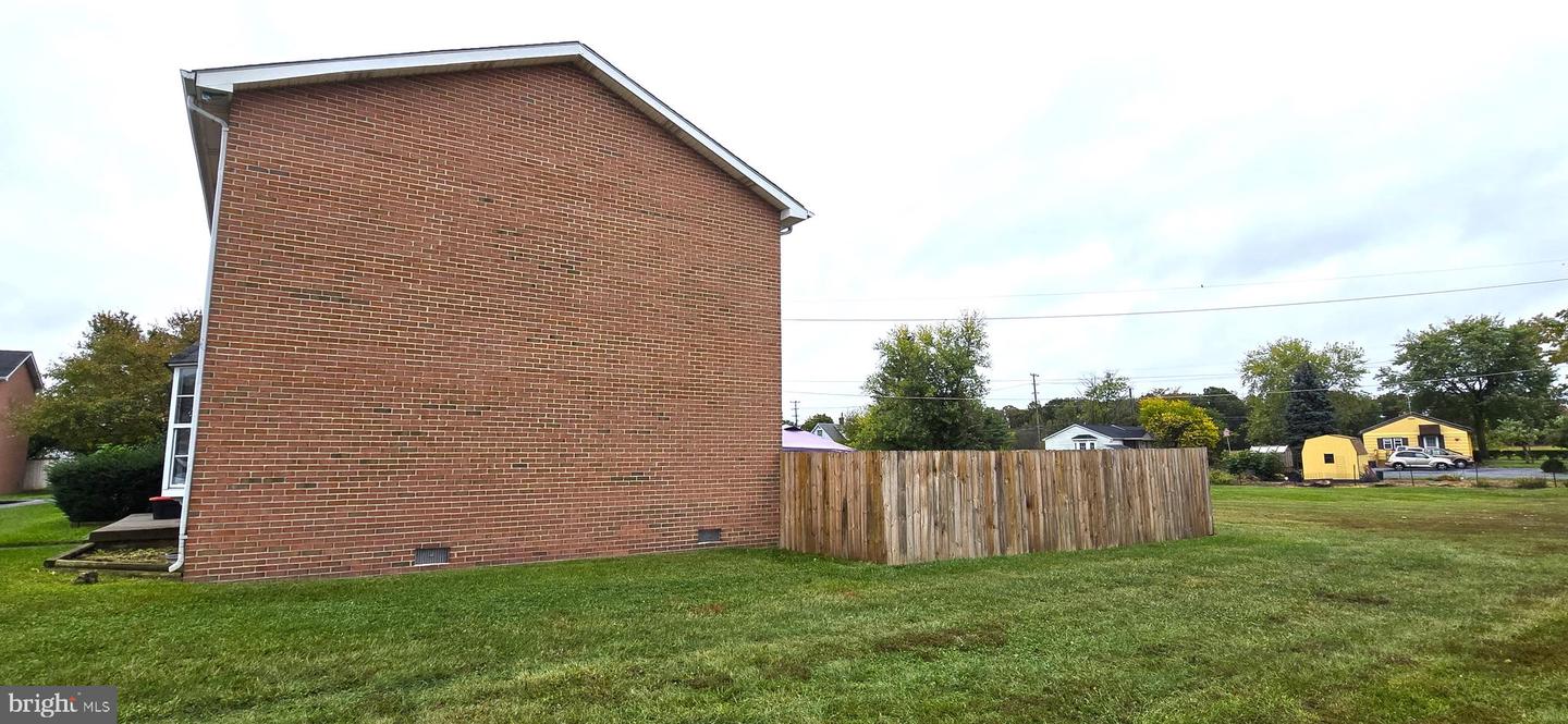 100 NOTTOWAY DR, STEPHENS CITY, Virginia 22655, 2 Bedrooms Bedrooms, ,1 BathroomBathrooms,Residential,For sale,100 NOTTOWAY DR,VAFV2037410 MLS # VAFV2037410