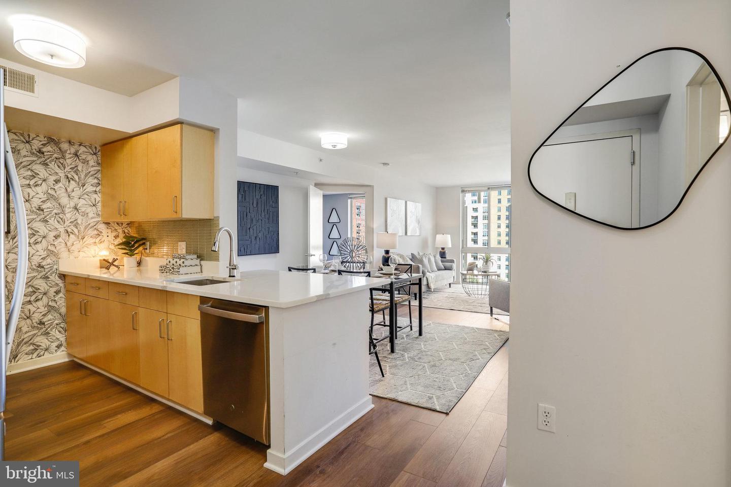 1000 NEW JERSEY AVE SE #914, WASHINGTON, District Of Columbia 20003, 2 Bedrooms Bedrooms, ,2 BathroomsBathrooms,Residential,For sale,1000 NEW JERSEY AVE SE #914,DCDC2227214 MLS # DCDC2227214