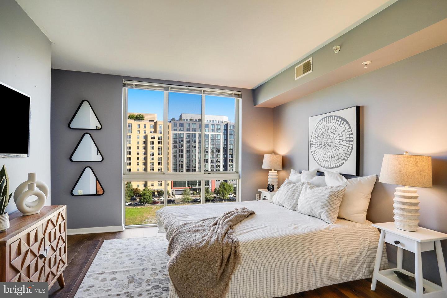 1000 NEW JERSEY AVE SE #914, WASHINGTON, District Of Columbia 20003, 2 Bedrooms Bedrooms, ,2 BathroomsBathrooms,Residential,For sale,1000 NEW JERSEY AVE SE #914,DCDC2227214 MLS # DCDC2227214