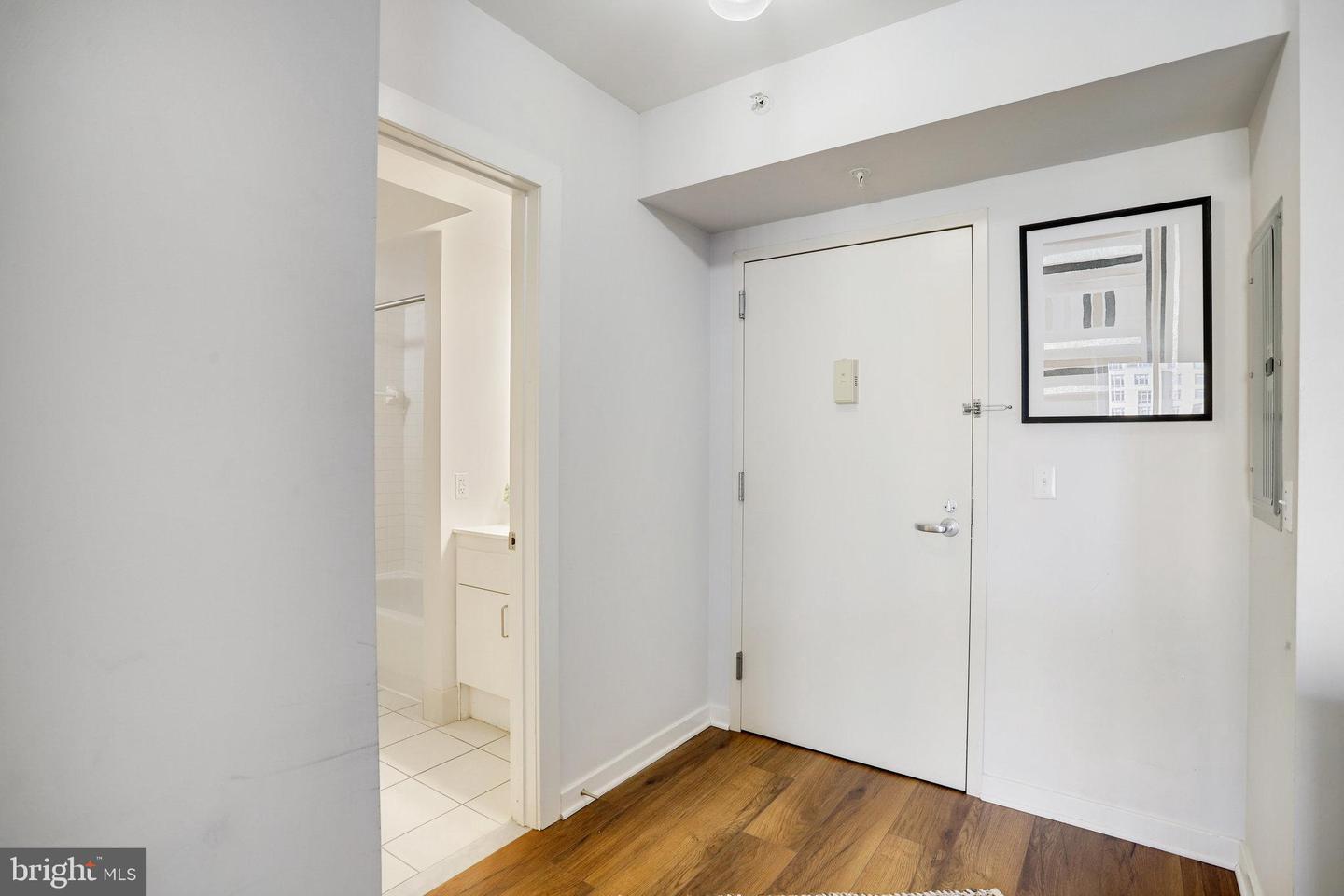 1000 NEW JERSEY AVE SE #914, WASHINGTON, District Of Columbia 20003, 2 Bedrooms Bedrooms, ,2 BathroomsBathrooms,Residential,For sale,1000 NEW JERSEY AVE SE #914,DCDC2227214 MLS # DCDC2227214