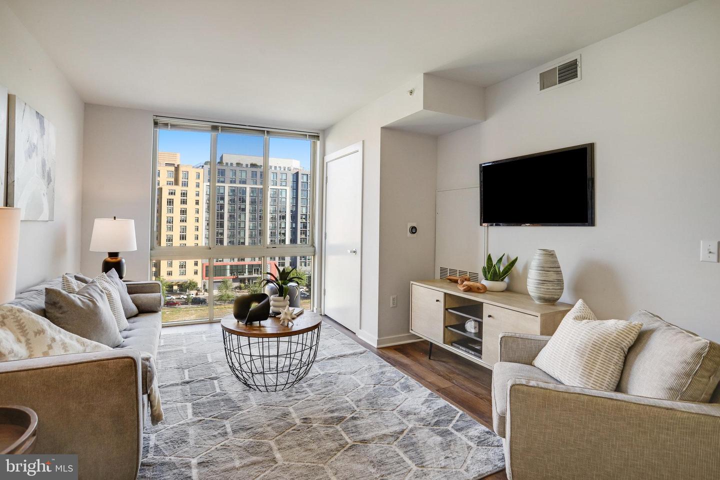 1000 NEW JERSEY AVE SE #914, WASHINGTON, District Of Columbia 20003, 2 Bedrooms Bedrooms, ,2 BathroomsBathrooms,Residential,For sale,1000 NEW JERSEY AVE SE #914,DCDC2227214 MLS # DCDC2227214