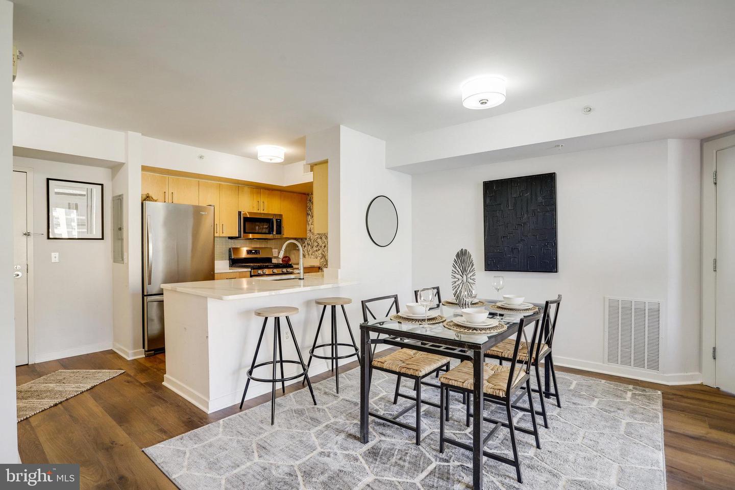 1000 NEW JERSEY AVE SE #914, WASHINGTON, District Of Columbia 20003, 2 Bedrooms Bedrooms, ,2 BathroomsBathrooms,Residential,For sale,1000 NEW JERSEY AVE SE #914,DCDC2227214 MLS # DCDC2227214