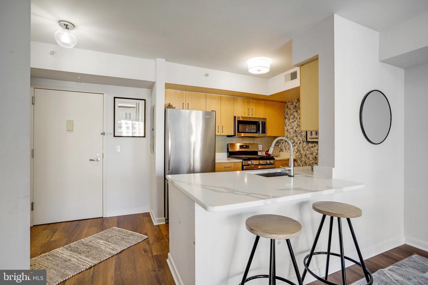 1000 NEW JERSEY AVE SE #914, WASHINGTON, District Of Columbia 20003, 2 Bedrooms Bedrooms, ,2 BathroomsBathrooms,Residential,For sale,1000 NEW JERSEY AVE SE #914,DCDC2227214 MLS # DCDC2227214