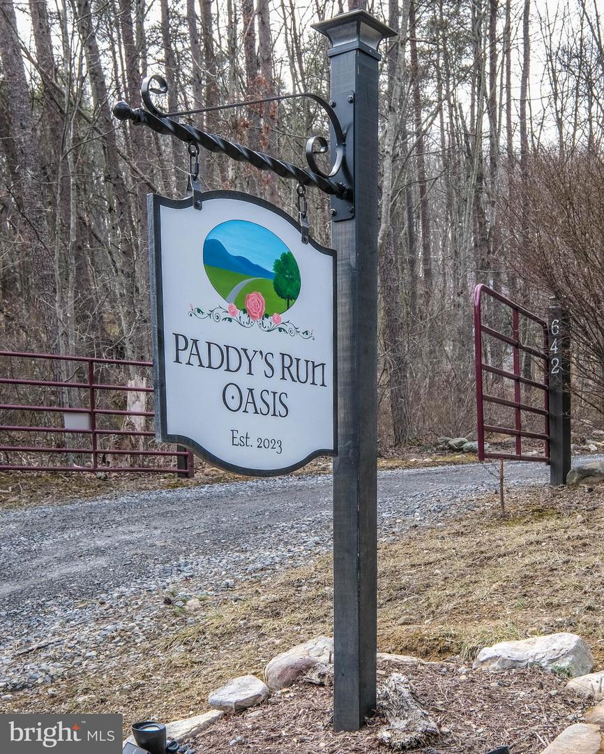 642 PADDYS RUN RD, STAR TANNERY, Virginia 22654, 2 Bedrooms Bedrooms, ,2 BathroomsBathrooms,Residential,For sale,642 PADDYS RUN RD,VAFV2037416 MLS # VAFV2037416