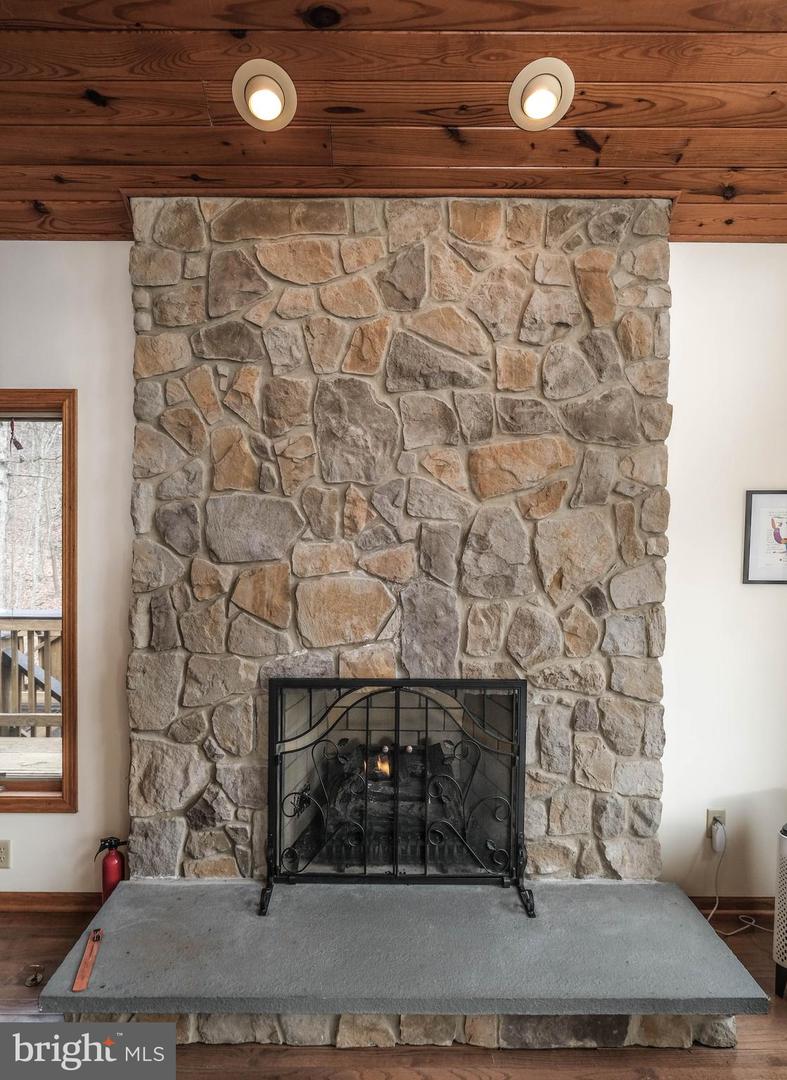642 PADDYS RUN RD, STAR TANNERY, Virginia 22654, 2 Bedrooms Bedrooms, ,2 BathroomsBathrooms,Residential,For sale,642 PADDYS RUN RD,VAFV2037416 MLS # VAFV2037416