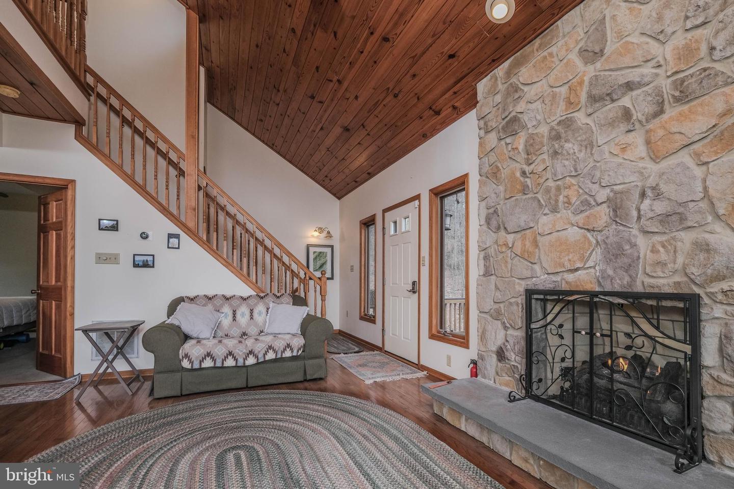 642 PADDYS RUN RD, STAR TANNERY, Virginia 22654, 2 Bedrooms Bedrooms, ,2 BathroomsBathrooms,Residential,For sale,642 PADDYS RUN RD,VAFV2037416 MLS # VAFV2037416