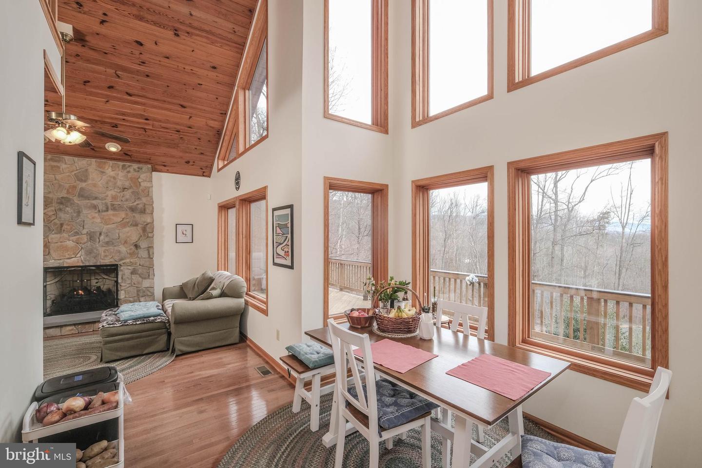 642 PADDYS RUN RD, STAR TANNERY, Virginia 22654, 2 Bedrooms Bedrooms, ,2 BathroomsBathrooms,Residential,For sale,642 PADDYS RUN RD,VAFV2037416 MLS # VAFV2037416