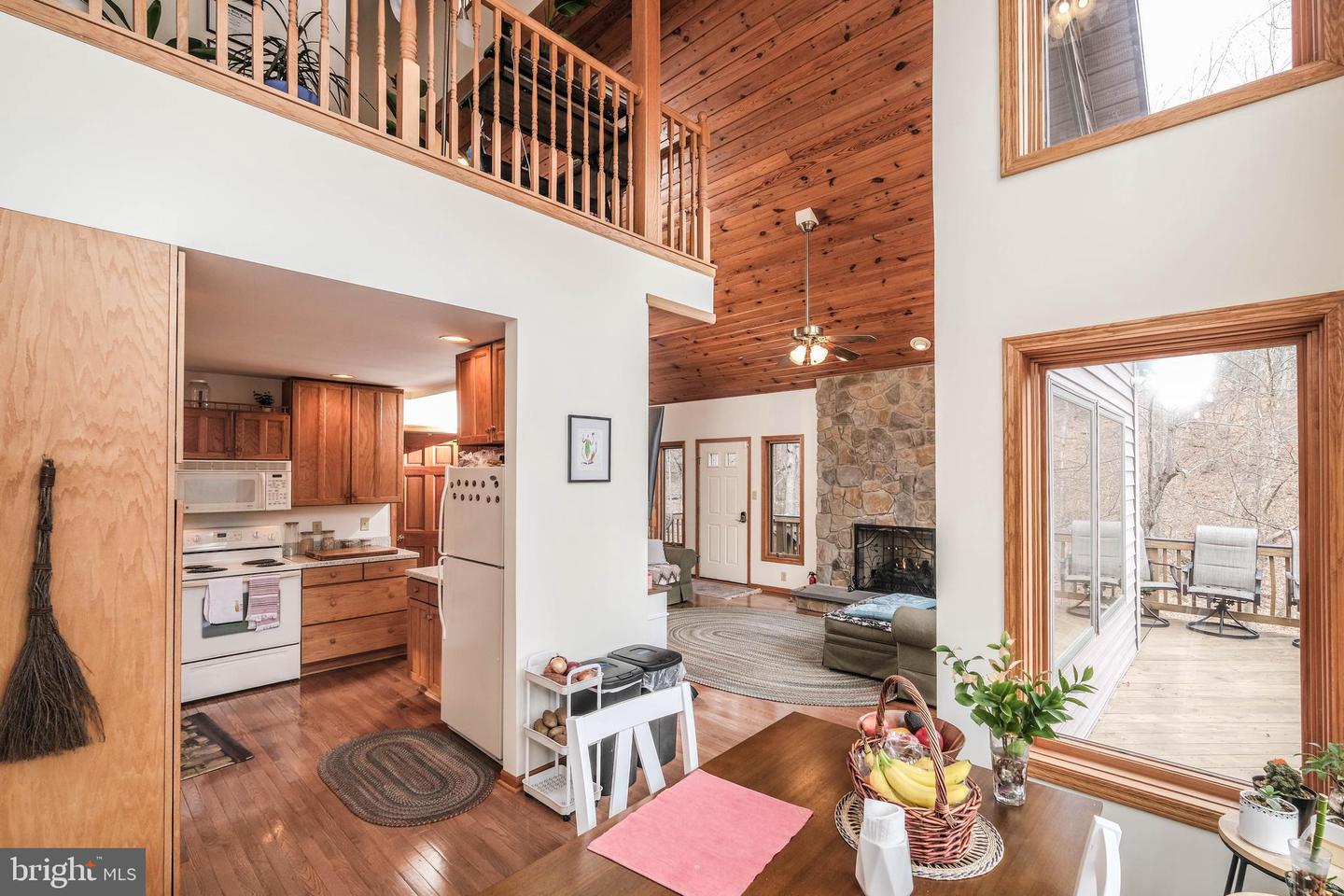 642 PADDYS RUN RD, STAR TANNERY, Virginia 22654, 2 Bedrooms Bedrooms, ,2 BathroomsBathrooms,Residential,For sale,642 PADDYS RUN RD,VAFV2037416 MLS # VAFV2037416