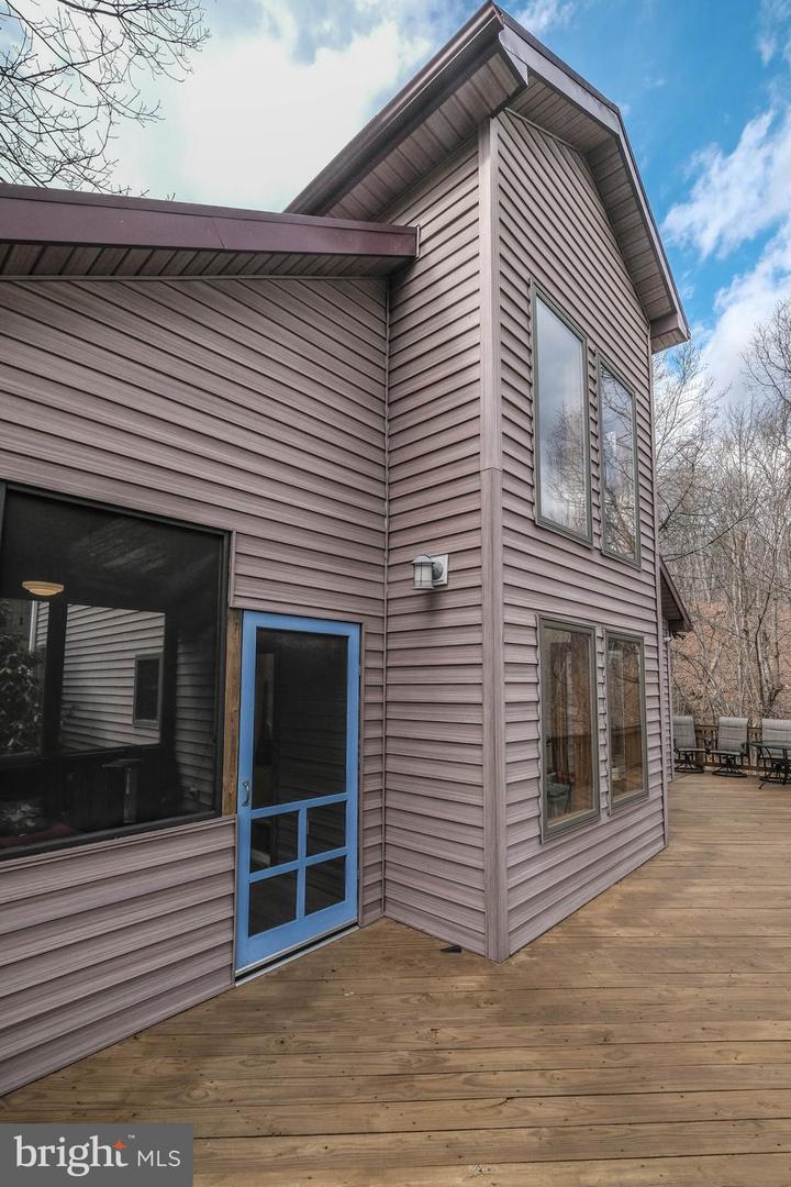 642 PADDYS RUN RD, STAR TANNERY, Virginia 22654, 2 Bedrooms Bedrooms, ,2 BathroomsBathrooms,Residential,For sale,642 PADDYS RUN RD,VAFV2037416 MLS # VAFV2037416