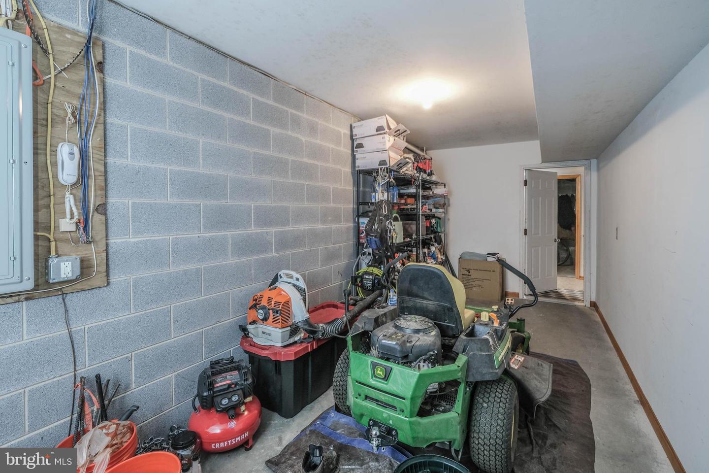 642 PADDYS RUN RD, STAR TANNERY, Virginia 22654, 2 Bedrooms Bedrooms, ,2 BathroomsBathrooms,Residential,For sale,642 PADDYS RUN RD,VAFV2037416 MLS # VAFV2037416