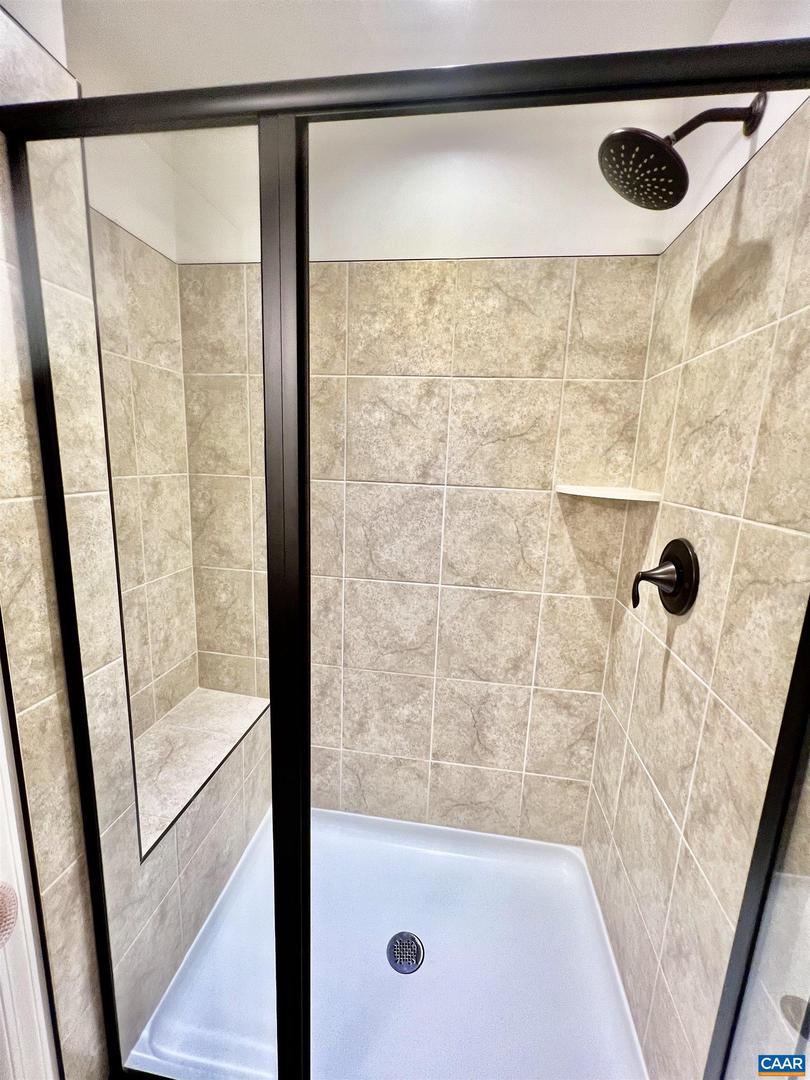 2209 SWALLOWTAIL LN, CHARLOTTESVILLE, Virginia 22902, 4 Bedrooms Bedrooms, ,3 BathroomsBathrooms,Residential,For sale,2209 SWALLOWTAIL LN,670046 MLS # 670046
