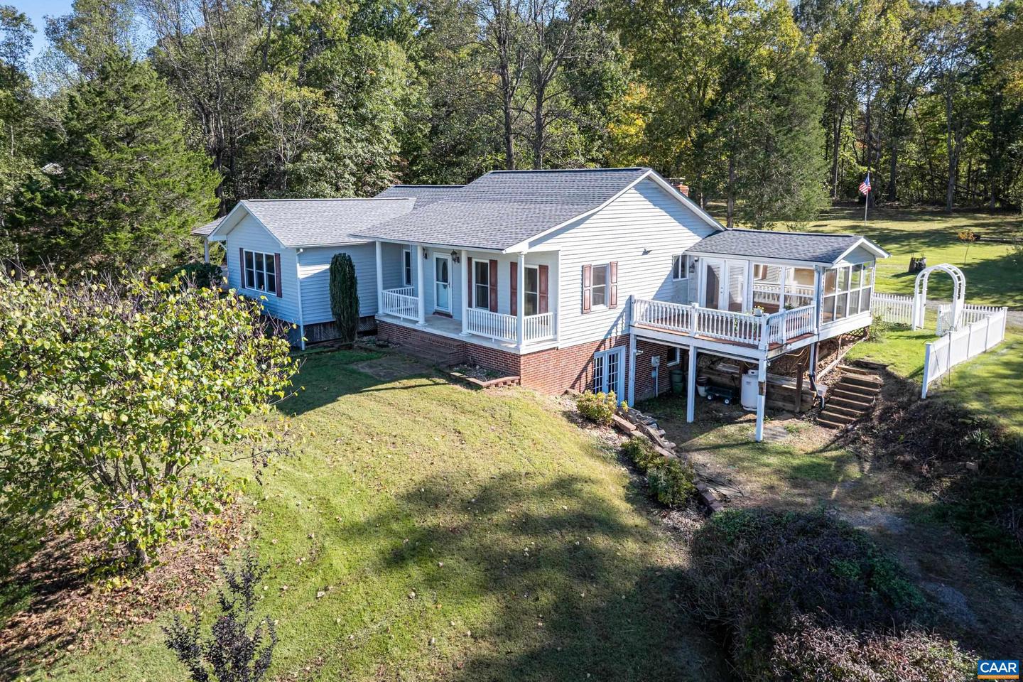173 LAWSONS FARM DR, RUCKERSVILLE, Virginia 22968, 4 Bedrooms Bedrooms, ,3 BathroomsBathrooms,Residential,For sale,173 LAWSONS FARM DR,670051 MLS # 670051