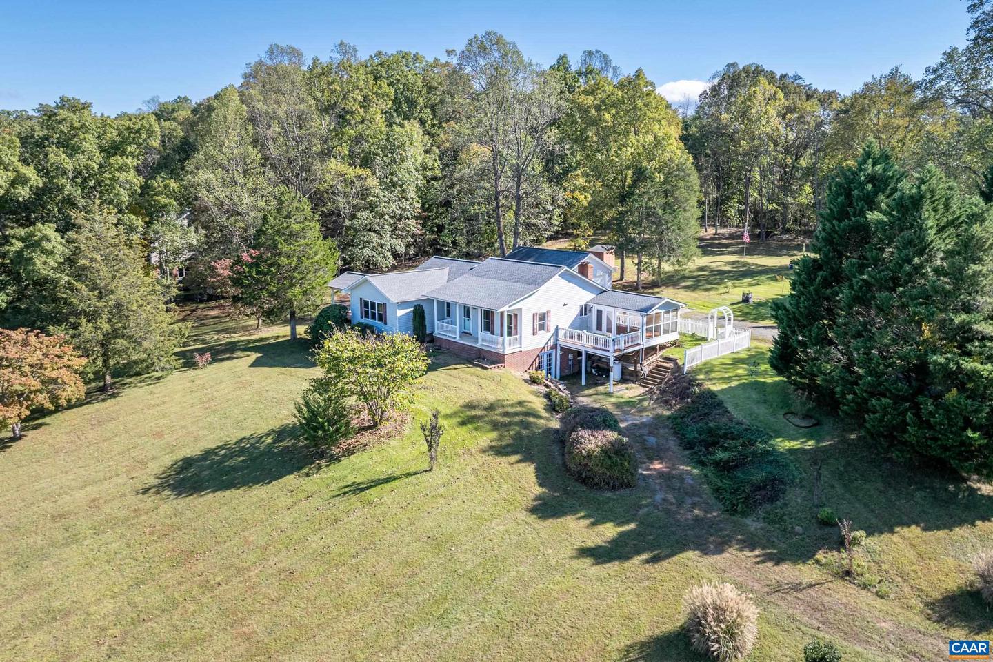 173 LAWSONS FARM DR, RUCKERSVILLE, Virginia 22968, 4 Bedrooms Bedrooms, ,3 BathroomsBathrooms,Residential,For sale,173 LAWSONS FARM DR,670051 MLS # 670051