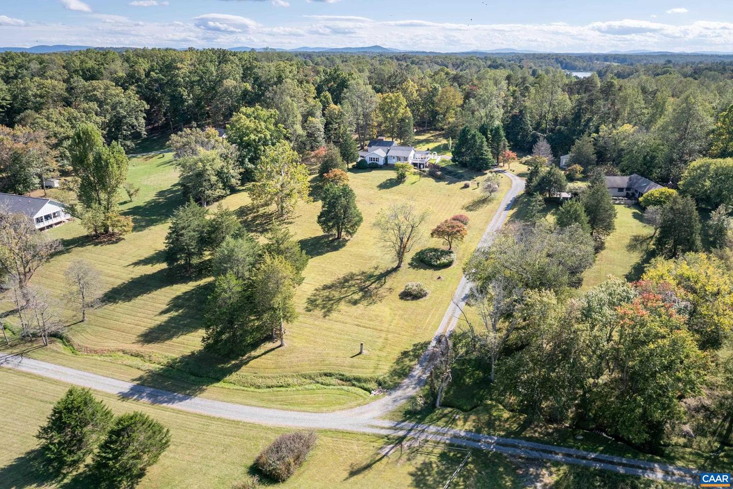 173 LAWSONS FARM DR, RUCKERSVILLE, Virginia 22968, 4 Bedrooms Bedrooms, ,3 BathroomsBathrooms,Residential,For sale,173 LAWSONS FARM DR,670051 MLS # 670051