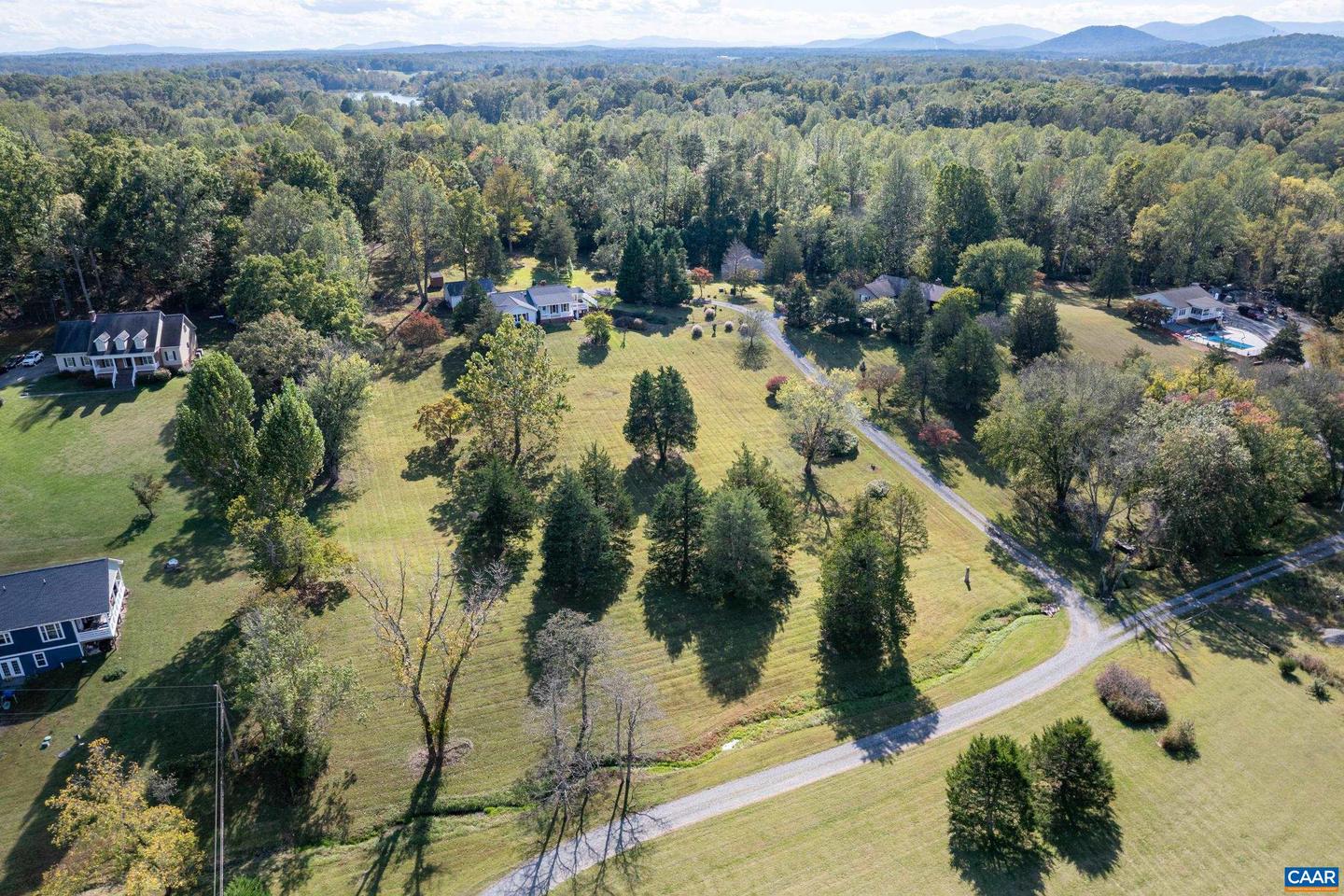 173 LAWSONS FARM DR, RUCKERSVILLE, Virginia 22968, 4 Bedrooms Bedrooms, ,3 BathroomsBathrooms,Residential,For sale,173 LAWSONS FARM DR,670051 MLS # 670051