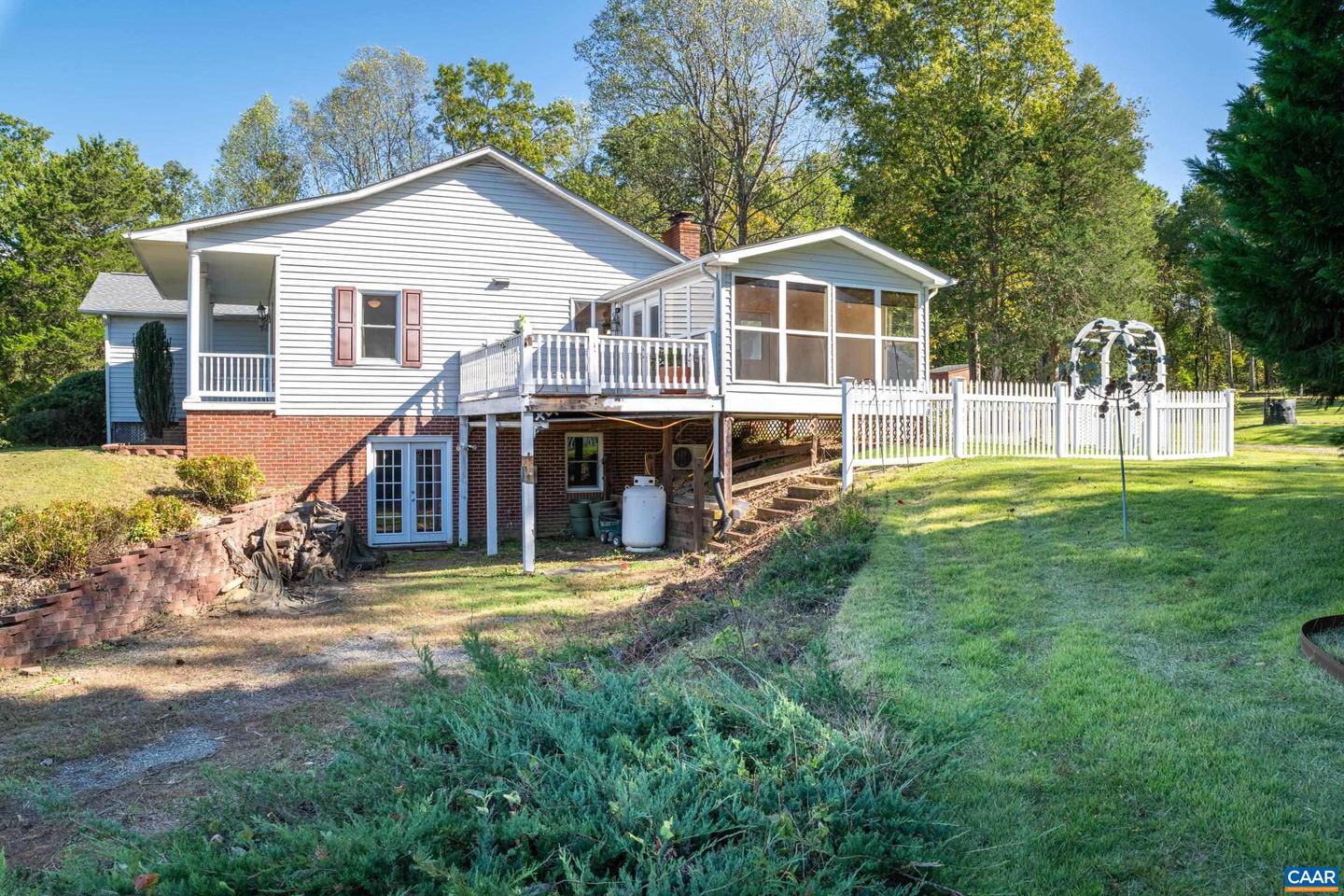 173 LAWSONS FARM DR, RUCKERSVILLE, Virginia 22968, 4 Bedrooms Bedrooms, ,3 BathroomsBathrooms,Residential,For sale,173 LAWSONS FARM DR,670051 MLS # 670051