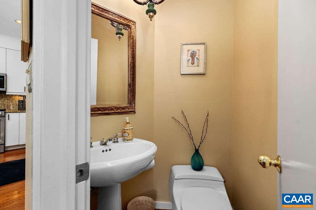 33 SMOKE RISE, WINTERGREEN RESORT, Virginia 22967, 4 Bedrooms Bedrooms, ,3 BathroomsBathrooms,Residential,For sale,33 SMOKE RISE,670053 MLS # 670053