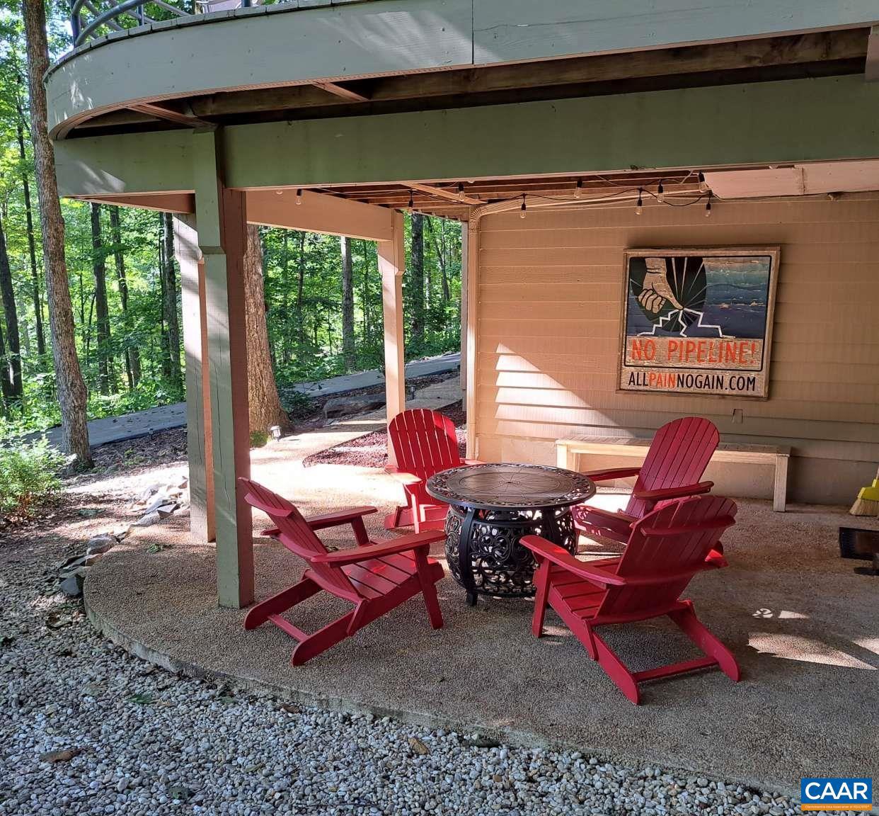 33 SMOKE RISE, WINTERGREEN RESORT, Virginia 22967, 4 Bedrooms Bedrooms, ,3 BathroomsBathrooms,Residential,For sale,33 SMOKE RISE,670053 MLS # 670053