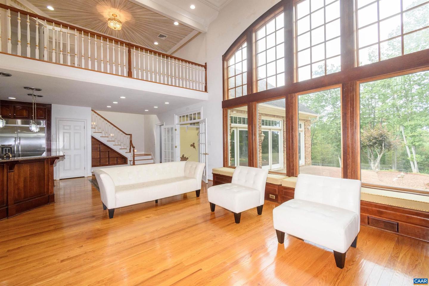 2576 S JAMES RIVER RD, WINGINA, Virginia 24599, 5 Bedrooms Bedrooms, ,4 BathroomsBathrooms,Residential,For sale,2576 S JAMES RIVER RD,670055 MLS # 670055