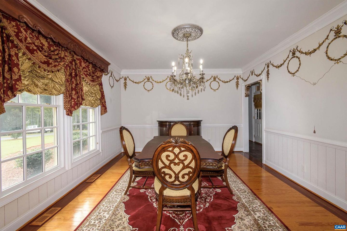 2576 S JAMES RIVER RD, WINGINA, Virginia 24599, 5 Bedrooms Bedrooms, ,4 BathroomsBathrooms,Residential,For sale,2576 S JAMES RIVER RD,670055 MLS # 670055