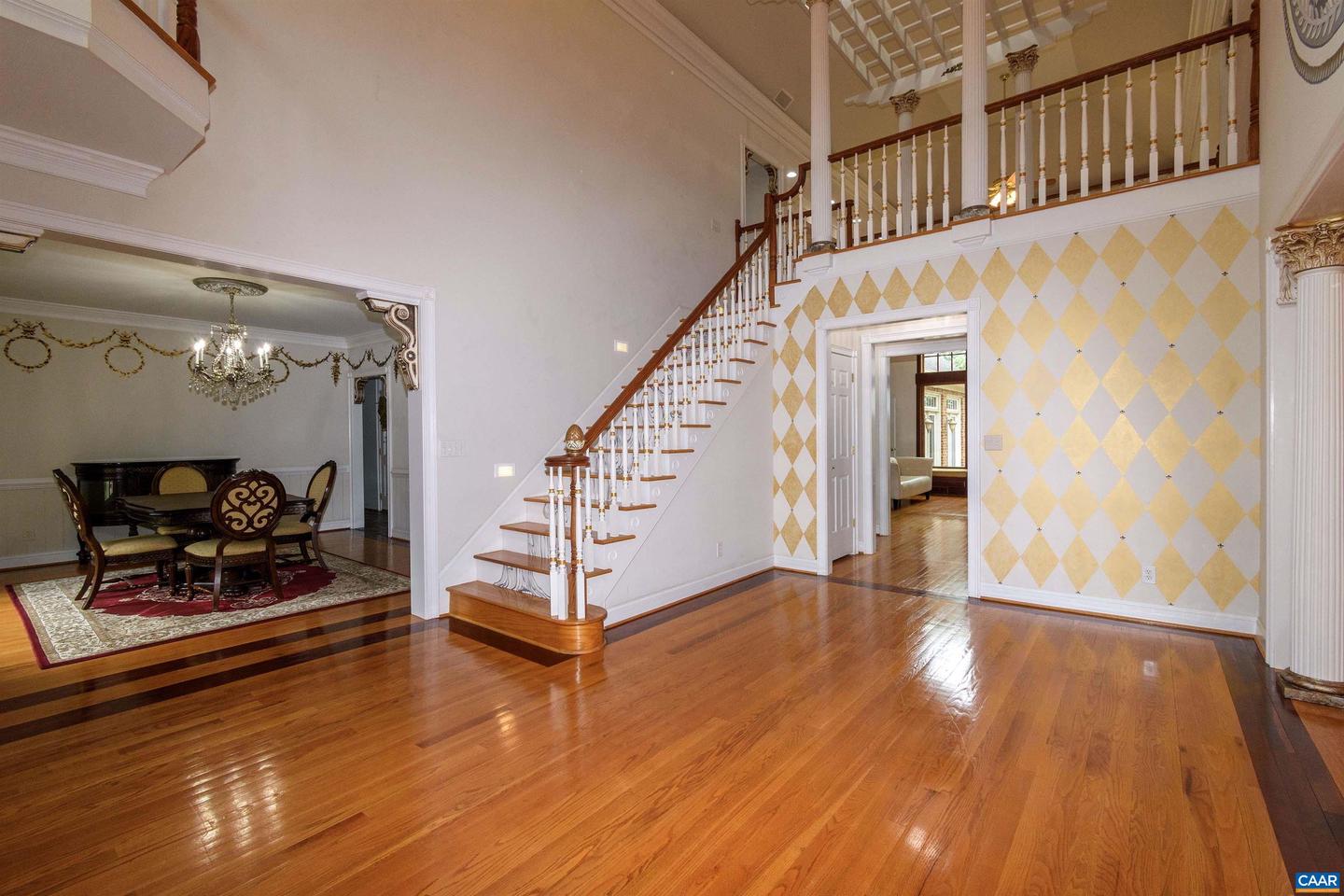 2576 S JAMES RIVER RD, WINGINA, Virginia 24599, 5 Bedrooms Bedrooms, ,4 BathroomsBathrooms,Residential,For sale,2576 S JAMES RIVER RD,670055 MLS # 670055