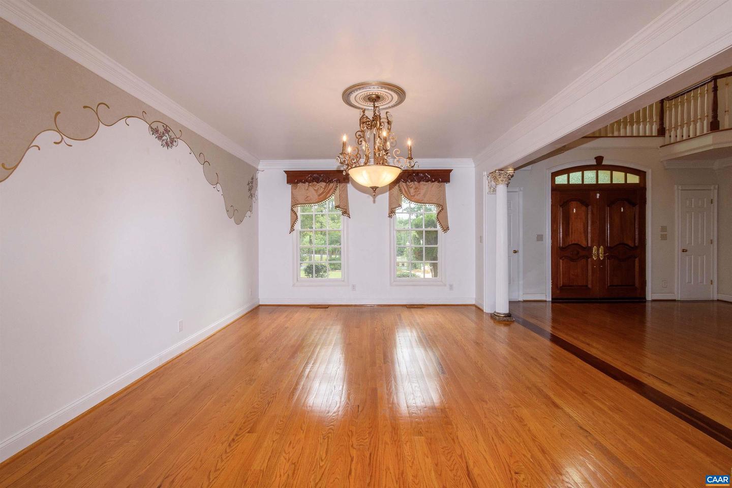 2576 S JAMES RIVER RD, WINGINA, Virginia 24599, 5 Bedrooms Bedrooms, ,4 BathroomsBathrooms,Residential,For sale,2576 S JAMES RIVER RD,670055 MLS # 670055