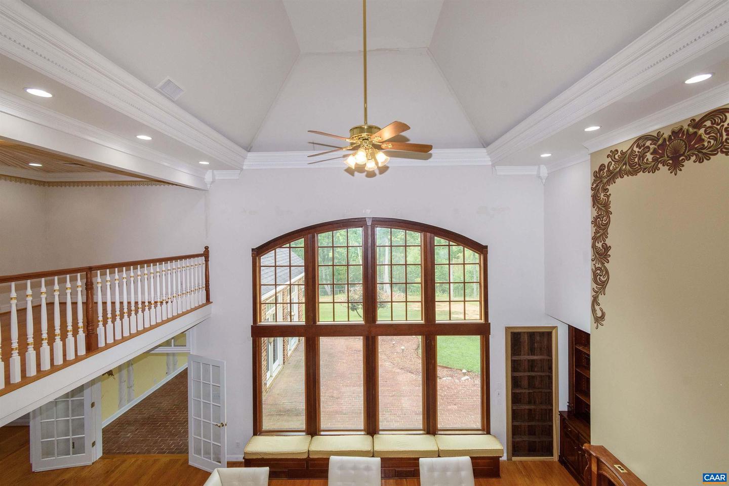 2576 S JAMES RIVER RD, WINGINA, Virginia 24599, 5 Bedrooms Bedrooms, ,4 BathroomsBathrooms,Residential,For sale,2576 S JAMES RIVER RD,670055 MLS # 670055