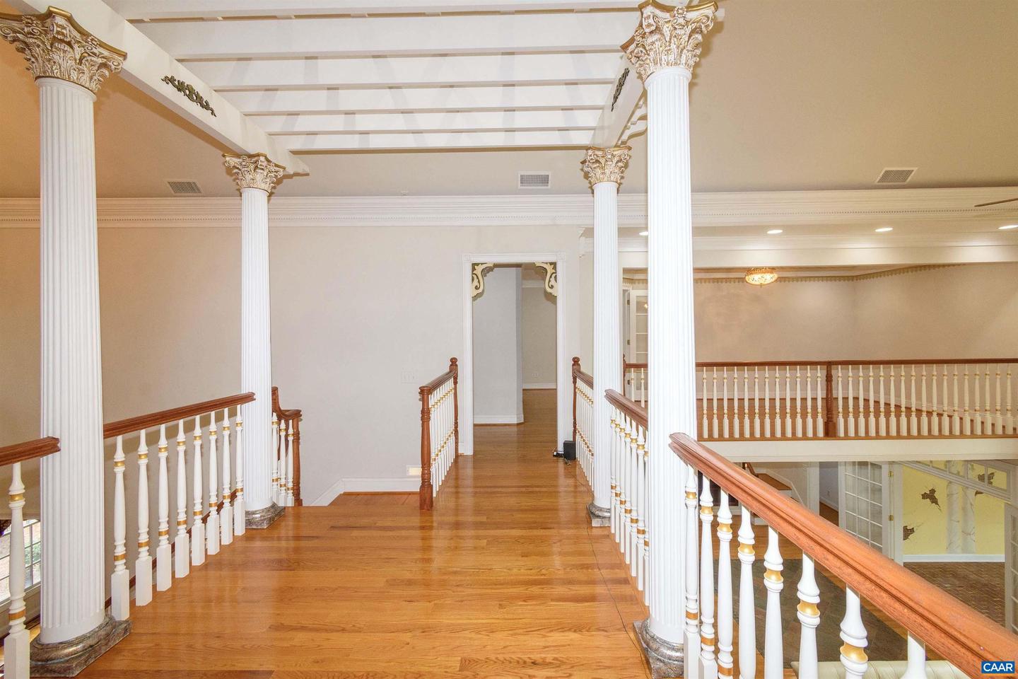 2576 S JAMES RIVER RD, WINGINA, Virginia 24599, 5 Bedrooms Bedrooms, ,4 BathroomsBathrooms,Residential,For sale,2576 S JAMES RIVER RD,670055 MLS # 670055