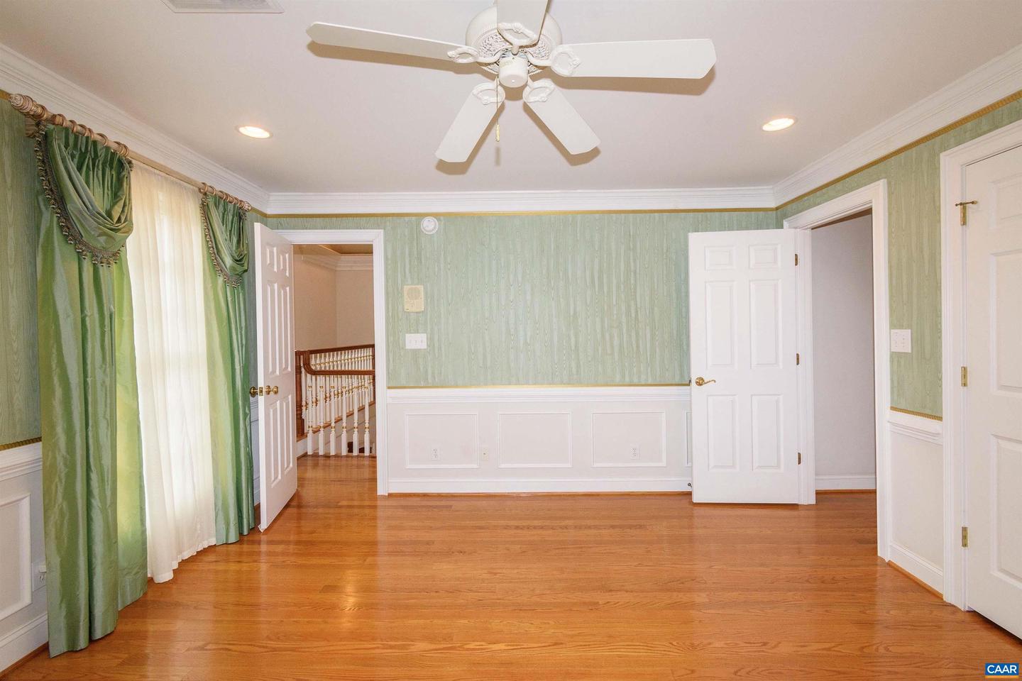 2576 S JAMES RIVER RD, WINGINA, Virginia 24599, 5 Bedrooms Bedrooms, ,4 BathroomsBathrooms,Residential,For sale,2576 S JAMES RIVER RD,670055 MLS # 670055