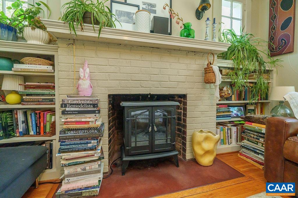 2405 JEFFERSON PARK AVE, CHARLOTTESVILLE, Virginia 22903, ,Residential,2405 JEFFERSON PARK AVE,670059 MLS # 670059