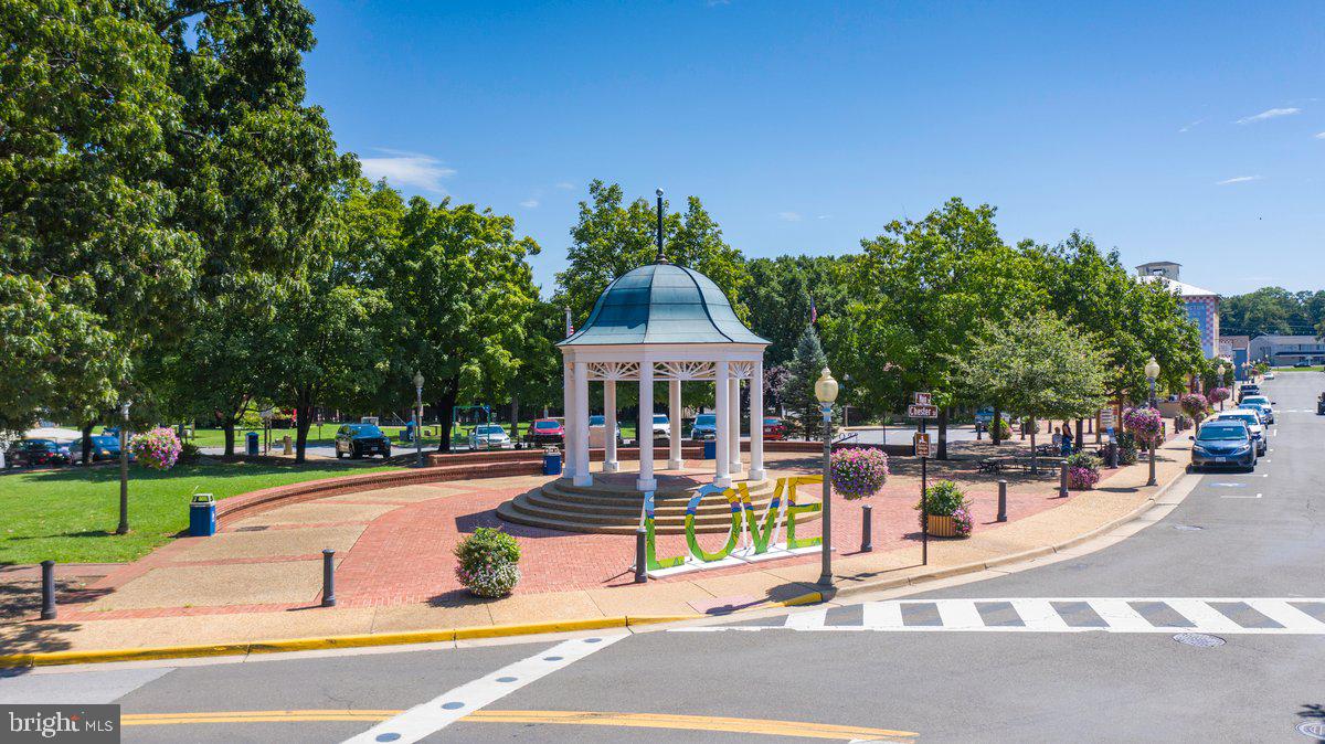 401 E MAIN ST, FRONT ROYAL, Virginia 22630, ,Land,For sale,401 E MAIN ST,VAWR2012534 MLS # VAWR2012534