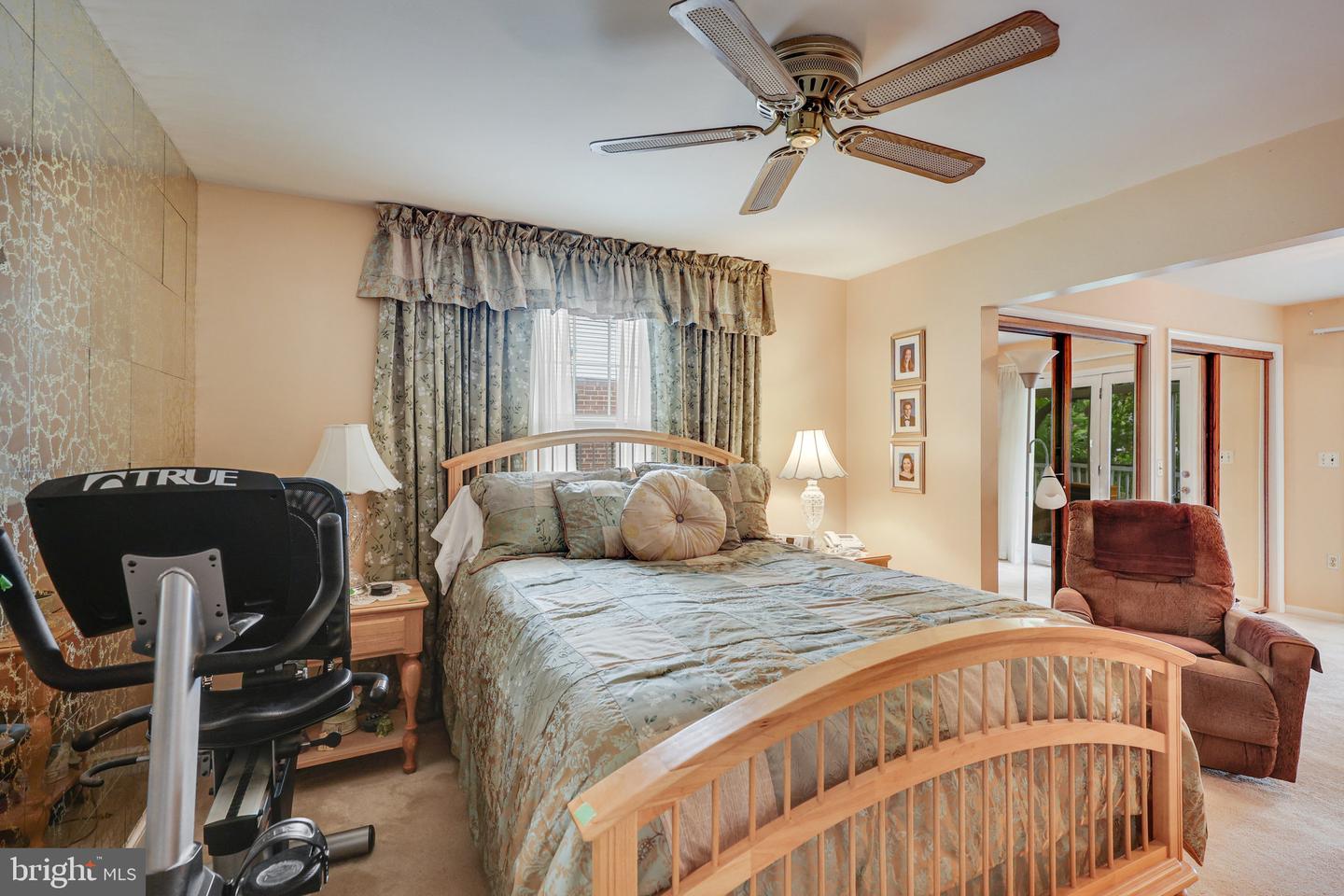 2805 WOODLAWN AVE, FALLS CHURCH, Virginia 22042, 5 Bedrooms Bedrooms, ,2 BathroomsBathrooms,Residential,For sale,2805 WOODLAWN AVE,VAFX2228486 MLS # VAFX2228486