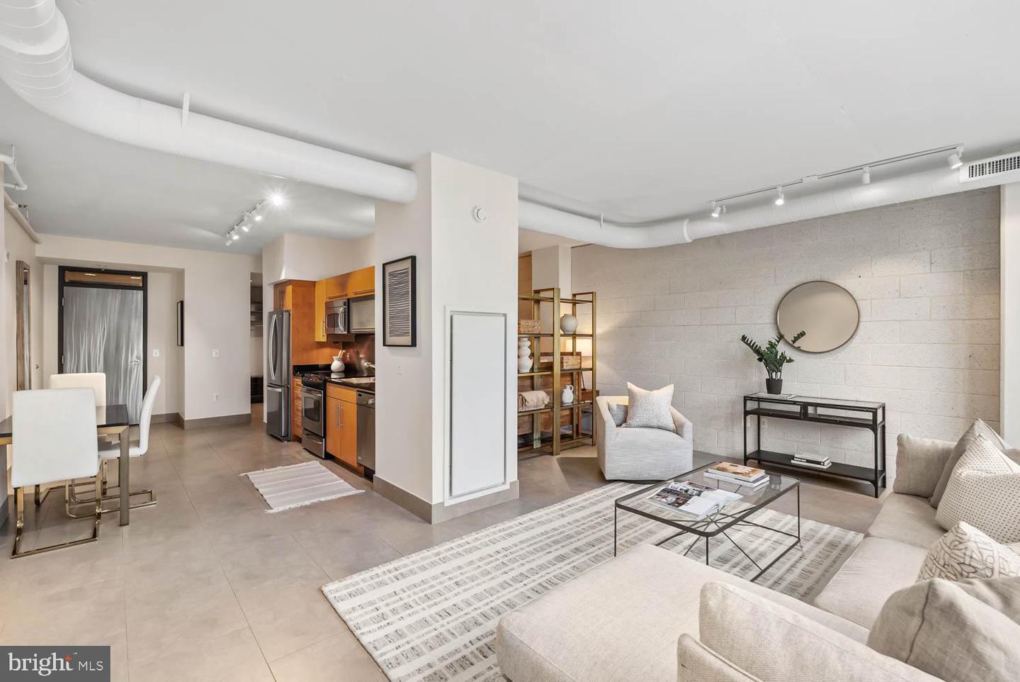 1133 14TH ST NW #802, WASHINGTON, District Of Columbia 20005, 1 Bedroom Bedrooms, ,1 BathroomBathrooms,Residential,For sale,1133 14TH ST NW #802,DCDC2213078 MLS # DCDC2213078